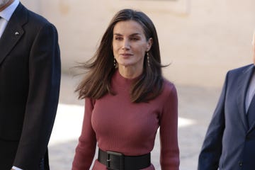 reina letizia vestido rosa canale