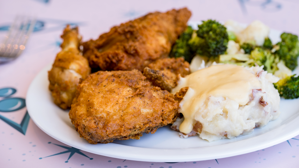 flo's v8 cafe