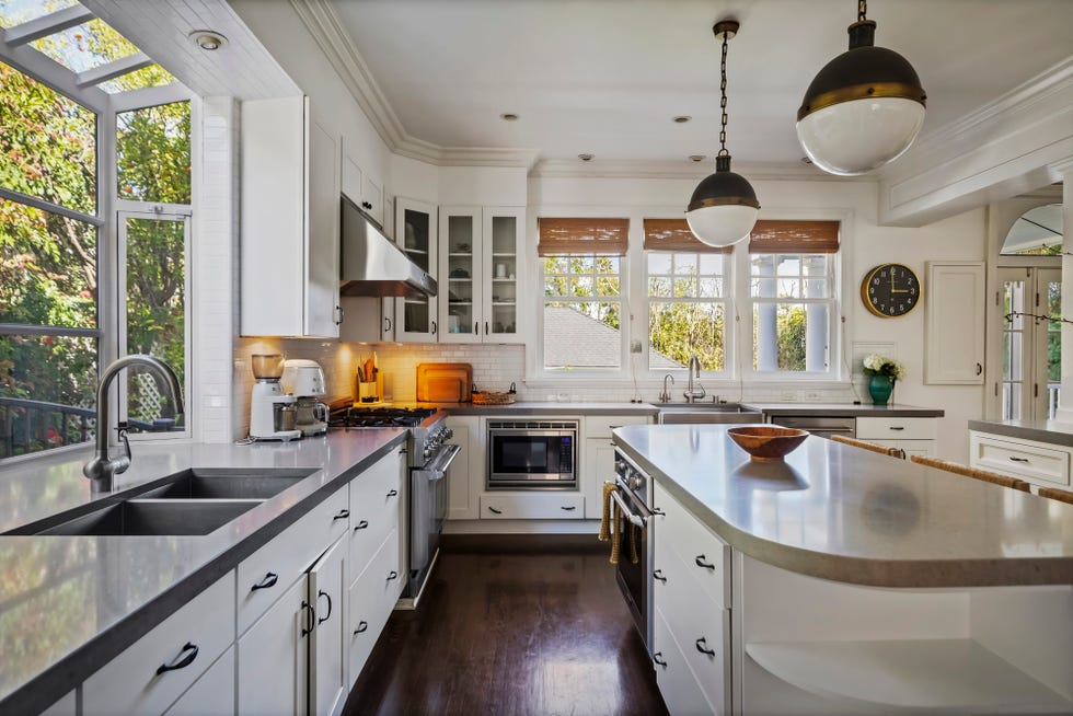 the kitchen at the los feliz colonial.