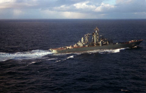 a starboard quarter view of the soviet nuclear powered guided missile cruiser kirov underway  the ship is operating in the area where a soviet yankee class submarine sank