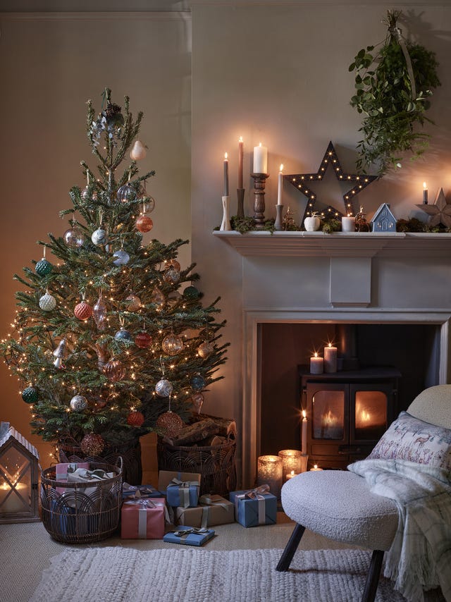 6 Things You Can Do Now to Get Your Home Ready For Christmas