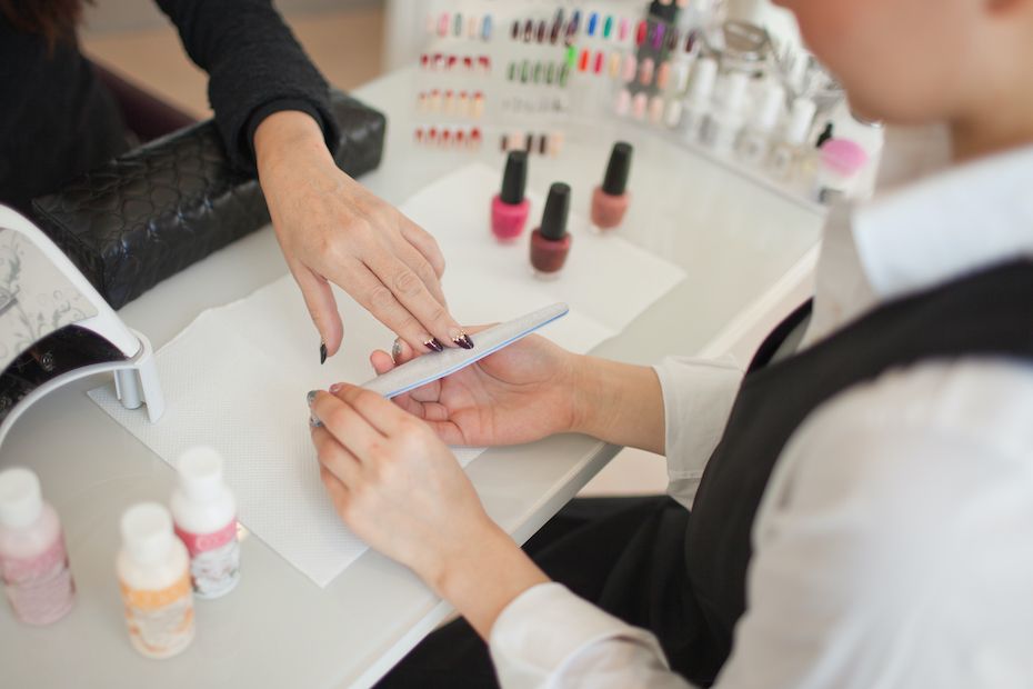 doctor believes woman developed cancer after manicure