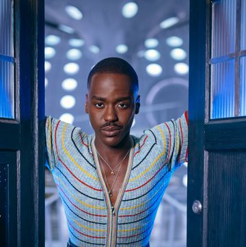 ncuti gatwa as the fifteenth doctor, standing in between the open doors of the tardis in a scene from doctor who