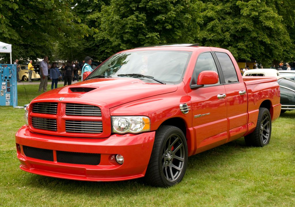 Dodge RAM: Build and Your New Truck