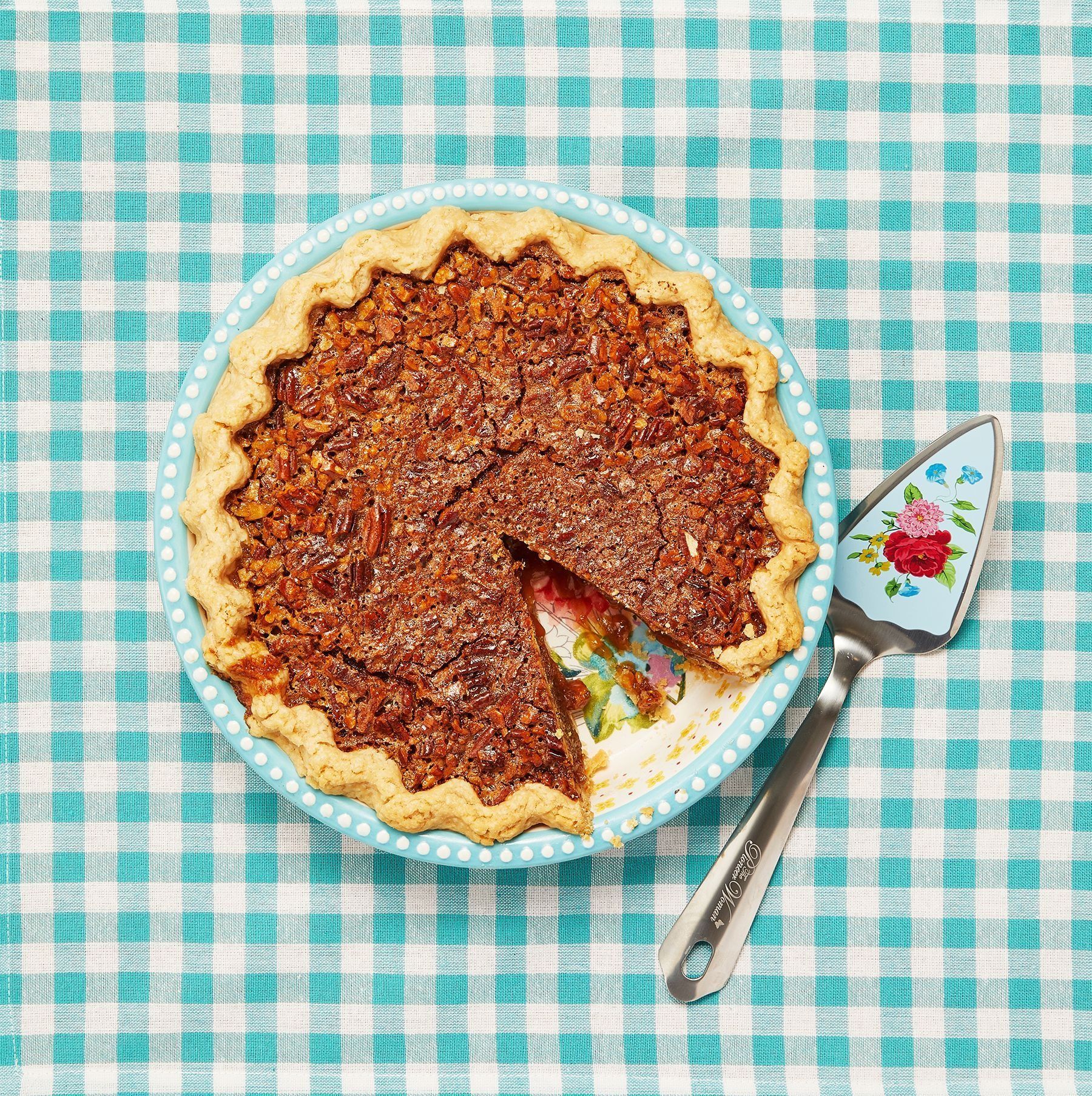 BEST Pecan Pie Recipe (+ video) with foolproof filling! Carlsbad