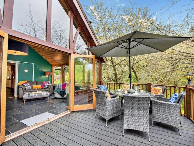 dog friendly cottages uk
