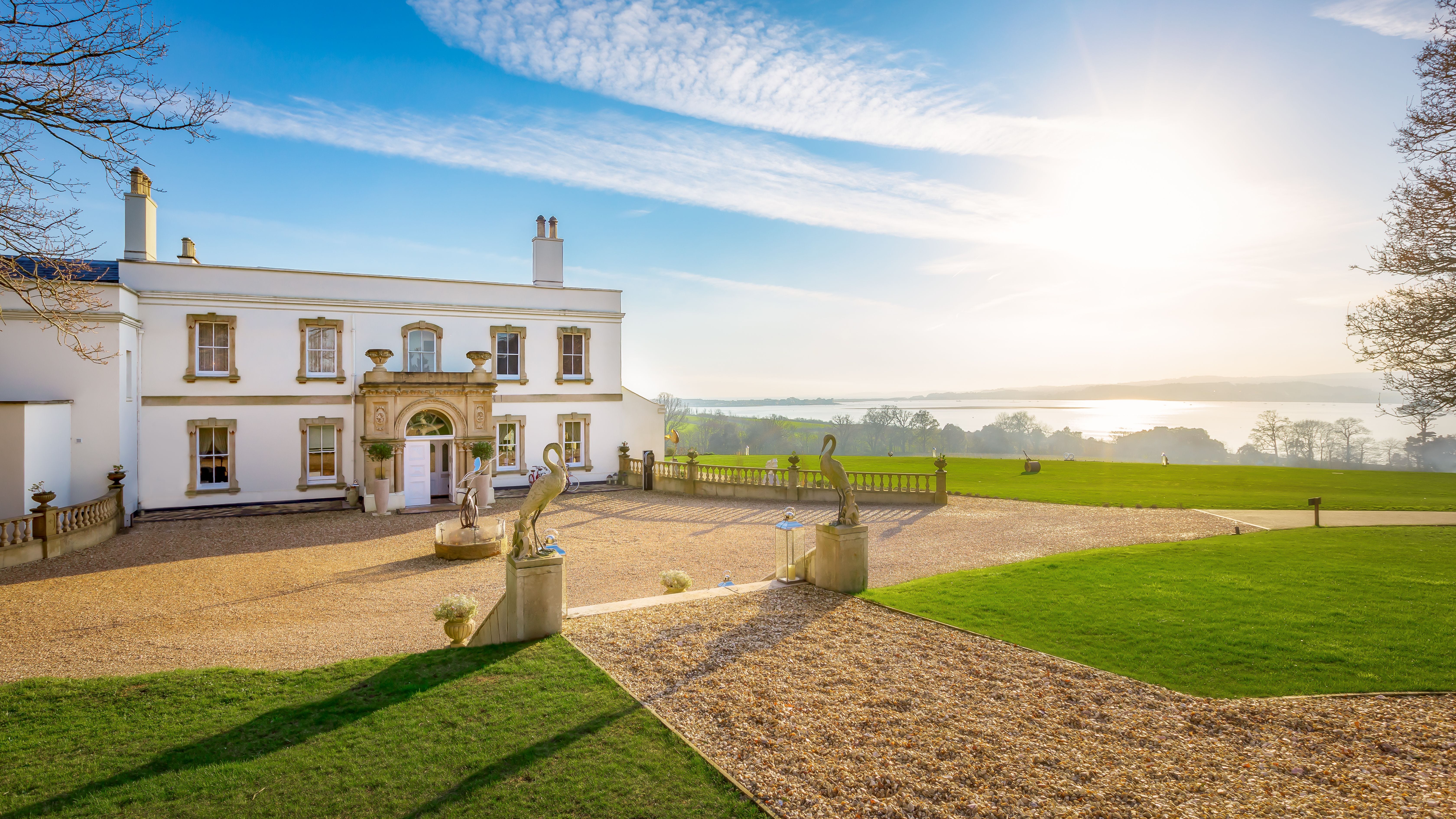 dog friendly hotels uk