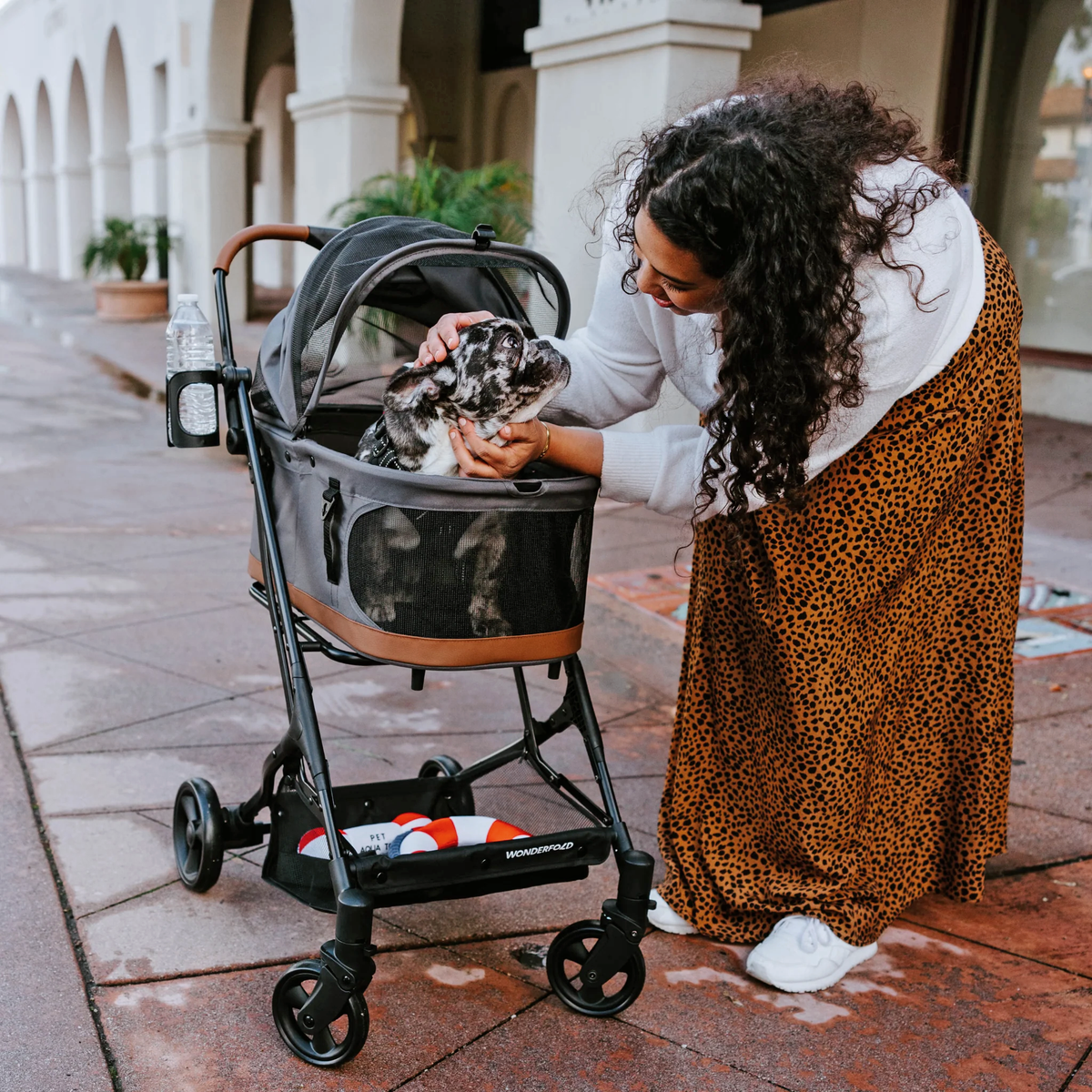 7 Best Pet Strollers Tested and Reviewed