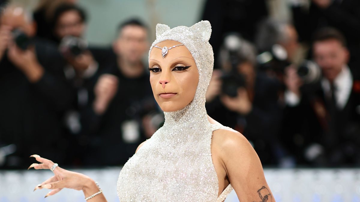 preview for The 11 Most Awkward Met Gala Moments of All Time