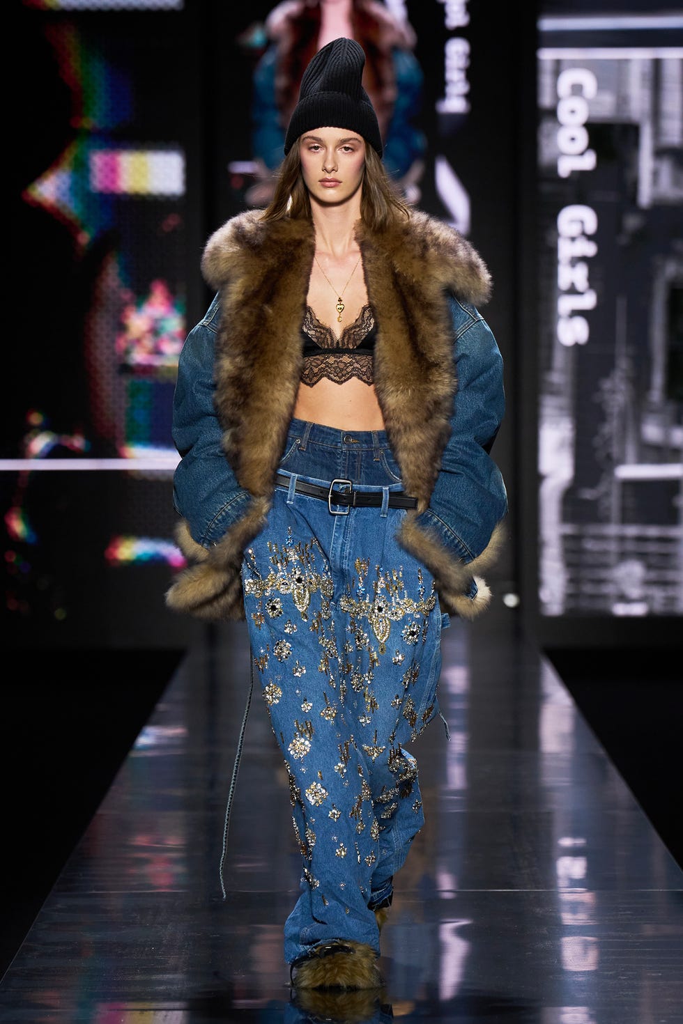 runway outfits, dolce & gabbana, versace, kobi halpernin, blumarine
