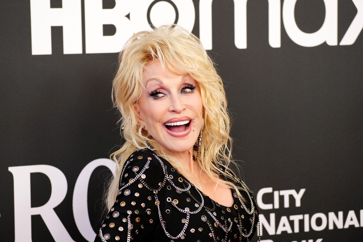 Dolly Parton Stuns in Head-to-Toe Leather at Rock Hall of Fame Induction