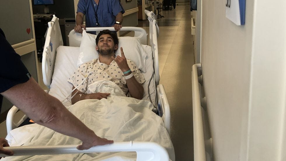 dominic fusco, el corredor de 24 años que sufrió un paro cardiaco corriendo una milla