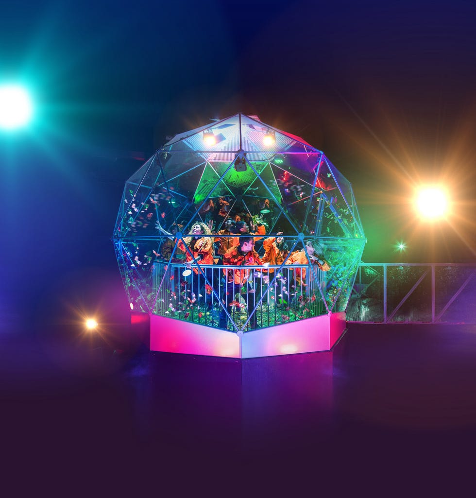Visual effect lighting, Light, Stage, Lighting, Performance, Fun, Music venue, Event, Disco, Performing arts, 