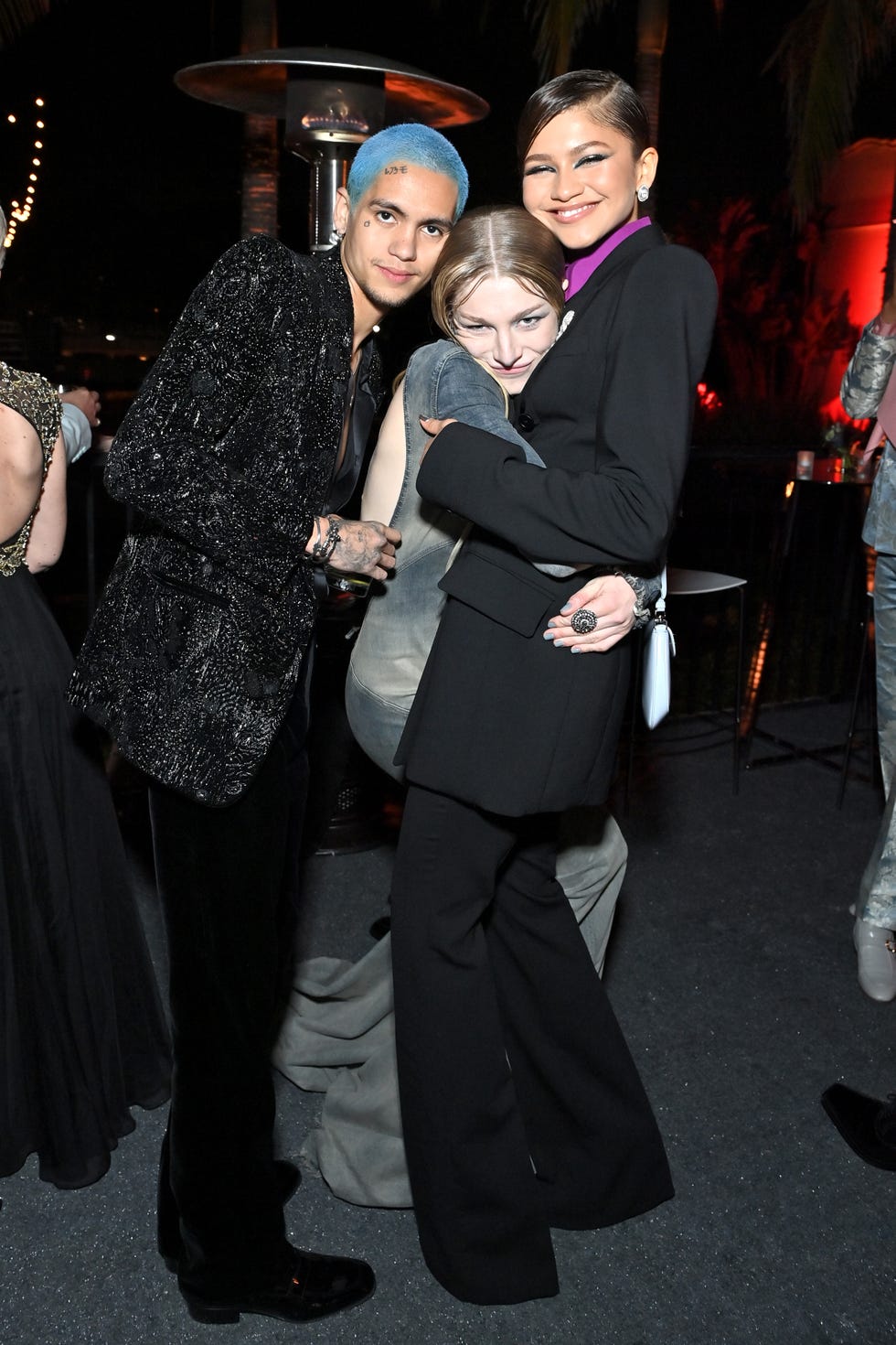 2022 vanity fair oscar party hosted by radhika jones  inside