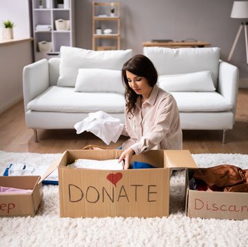 donating decluttering and cleaning up wardrobe tips expert clear out advice