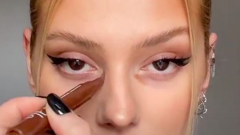 preview for The Beauty Lab tries the internet's fave concealer
