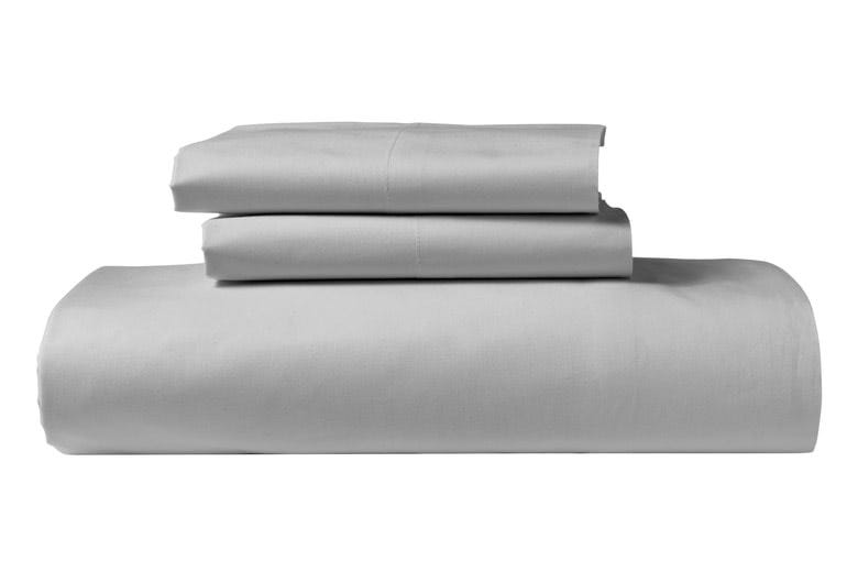 Bed sheet, Linens, Bedding, Furniture, Textile, Satin, Duvet cover, Rectangle, Table, Duvet, 