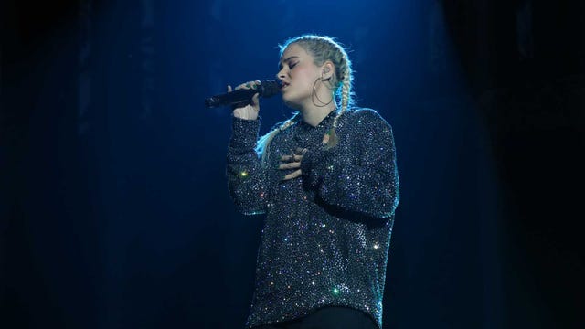 Dora Salvatore es la hija de Bimba Bosé y ha actuado en OT 2020