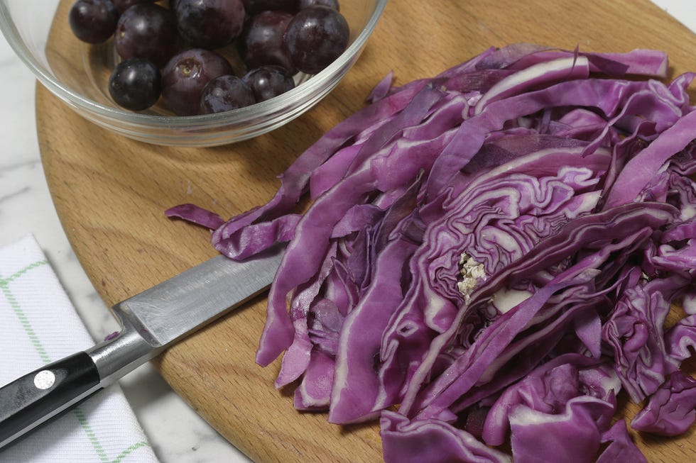 Paso 1 receta de ensalada de dorada con lombarda