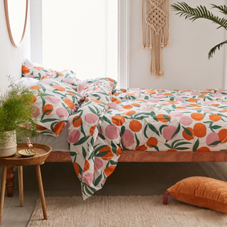 Bed sheet, Bedding, Orange, Furniture, Bedroom, Bed, Textile, Room, Pillow, Duvet, 