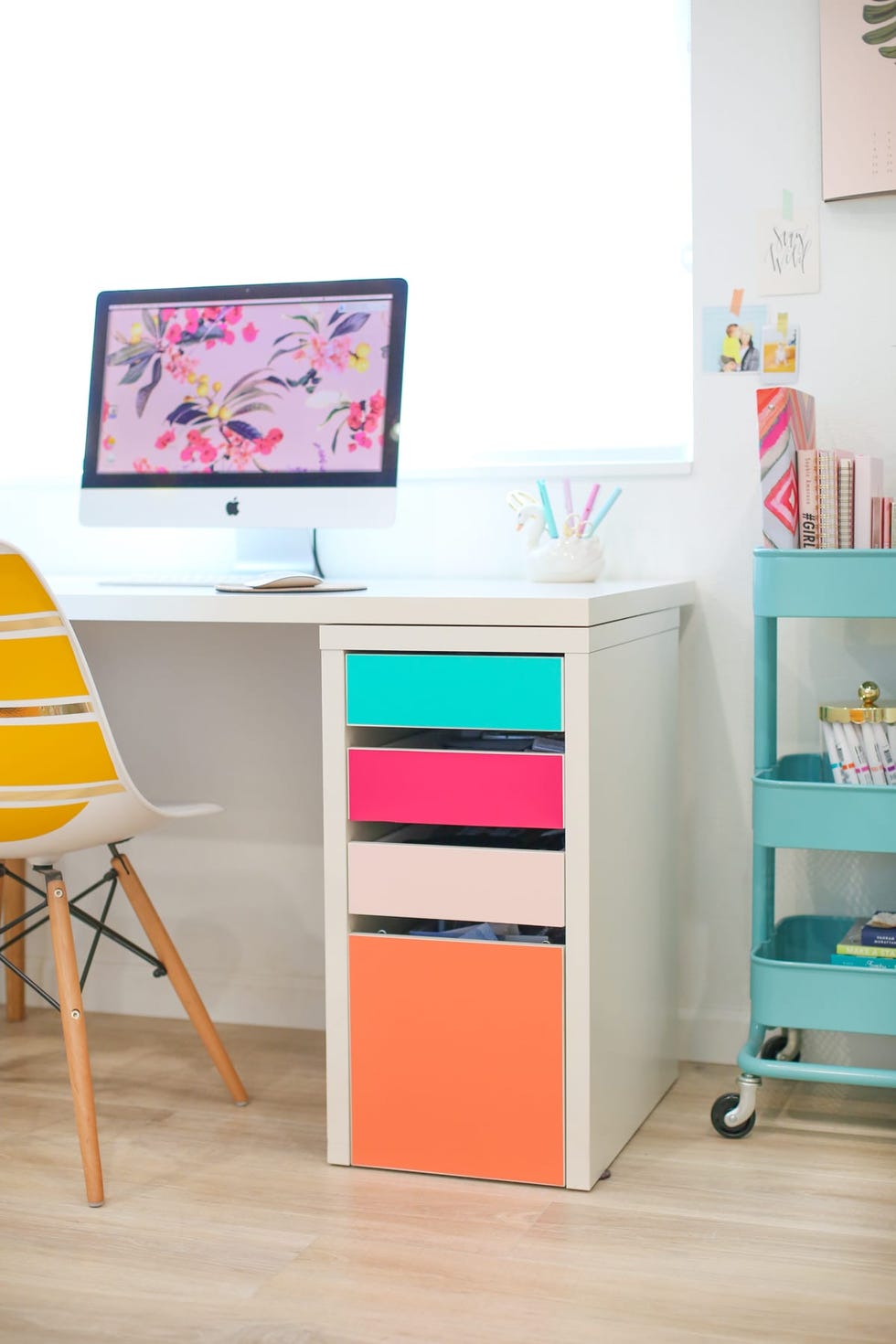 7 Genius Dorm Room Desk Essentials You Need  Dorm room desk, College dorm  room decor, Dorm desk