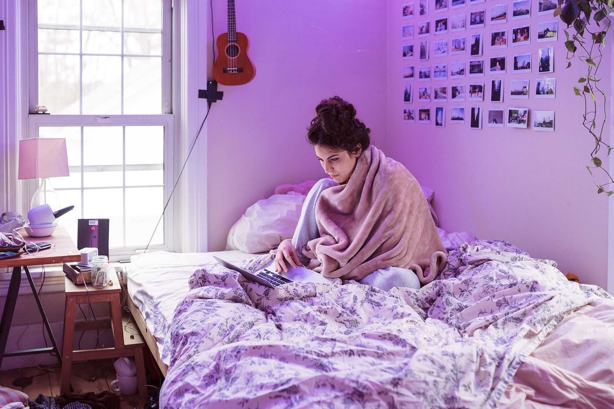 15 DIY Dorm Decor Ideas - How to Decorate a College Dorm Room
