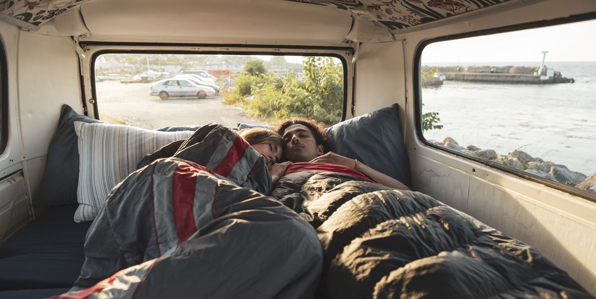 Así puedes dormir en una furgoneta sin camperizar - Ideas y trucos