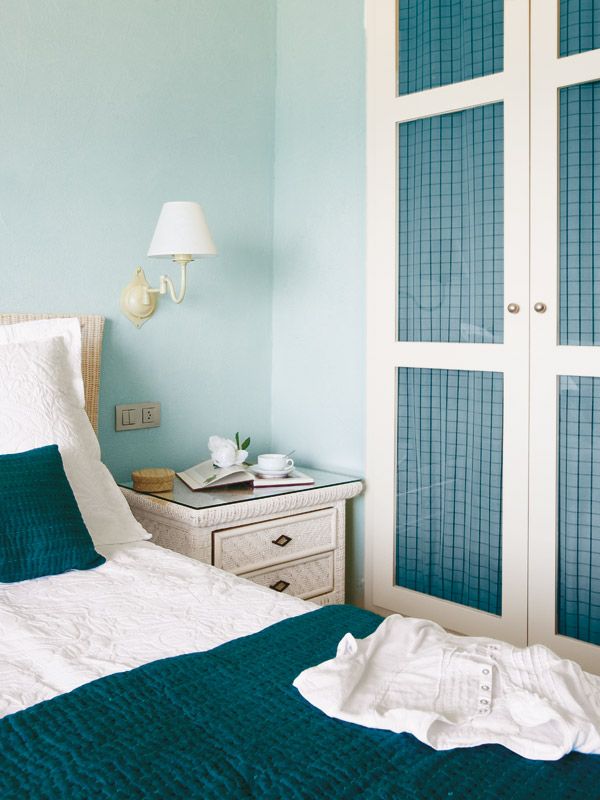 Blue, Room, Green, Interior design, Bedding, Textile, Bed, Wall, Bedroom, Teal, 