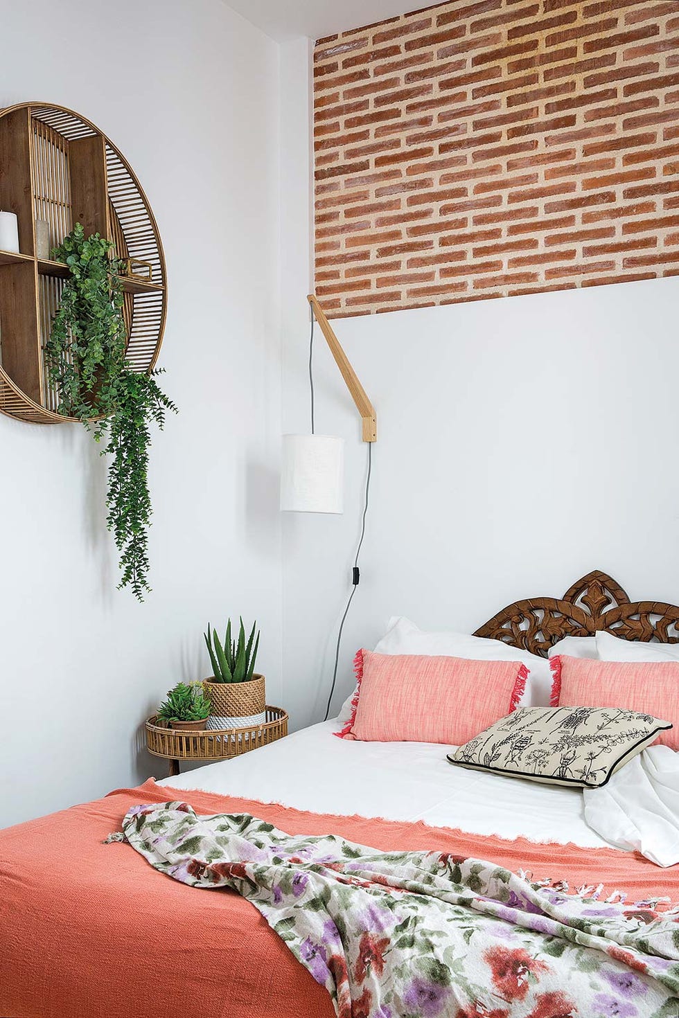 Cama