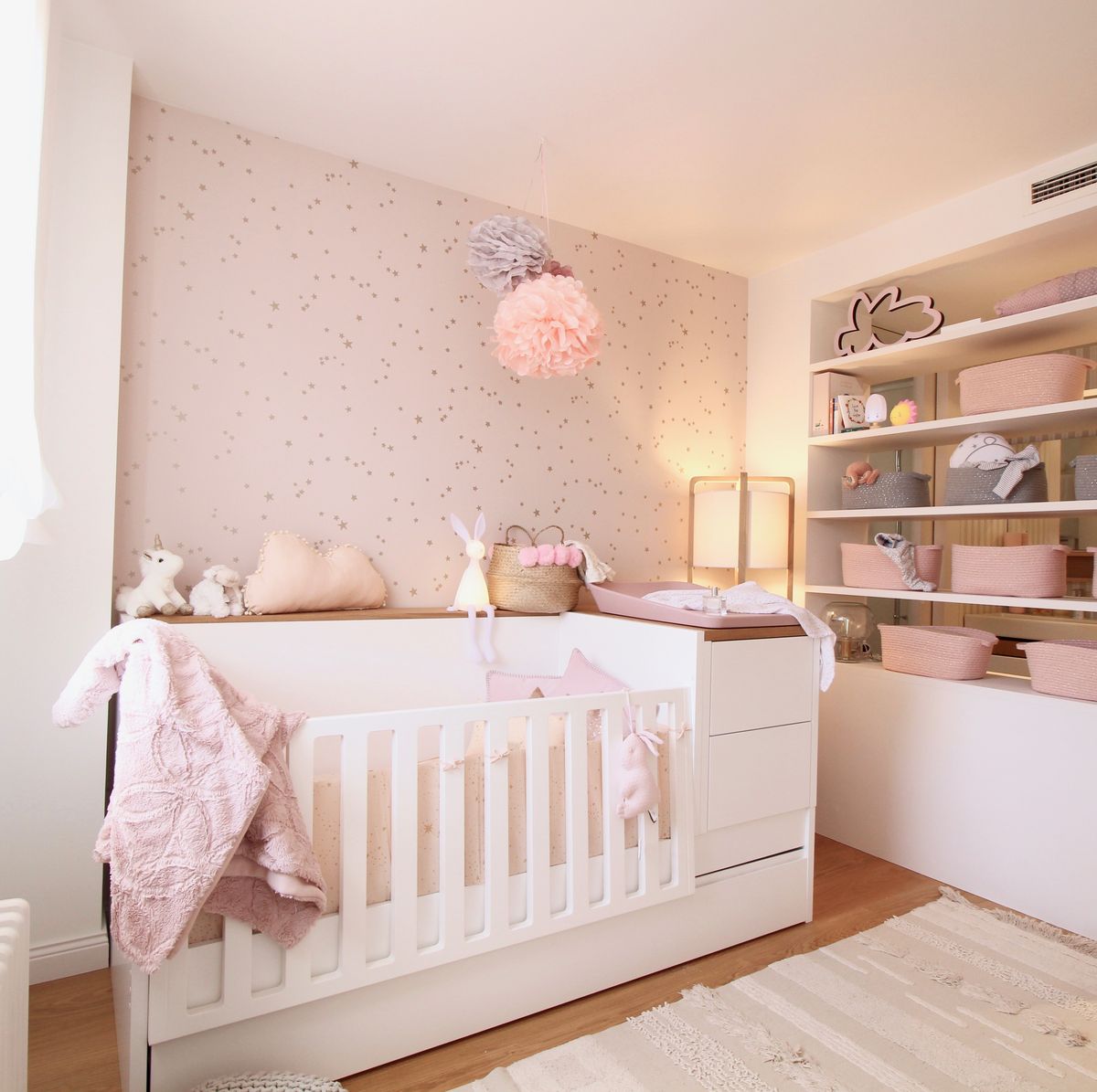 Cómo decorar una habitación de bebé recién nacido