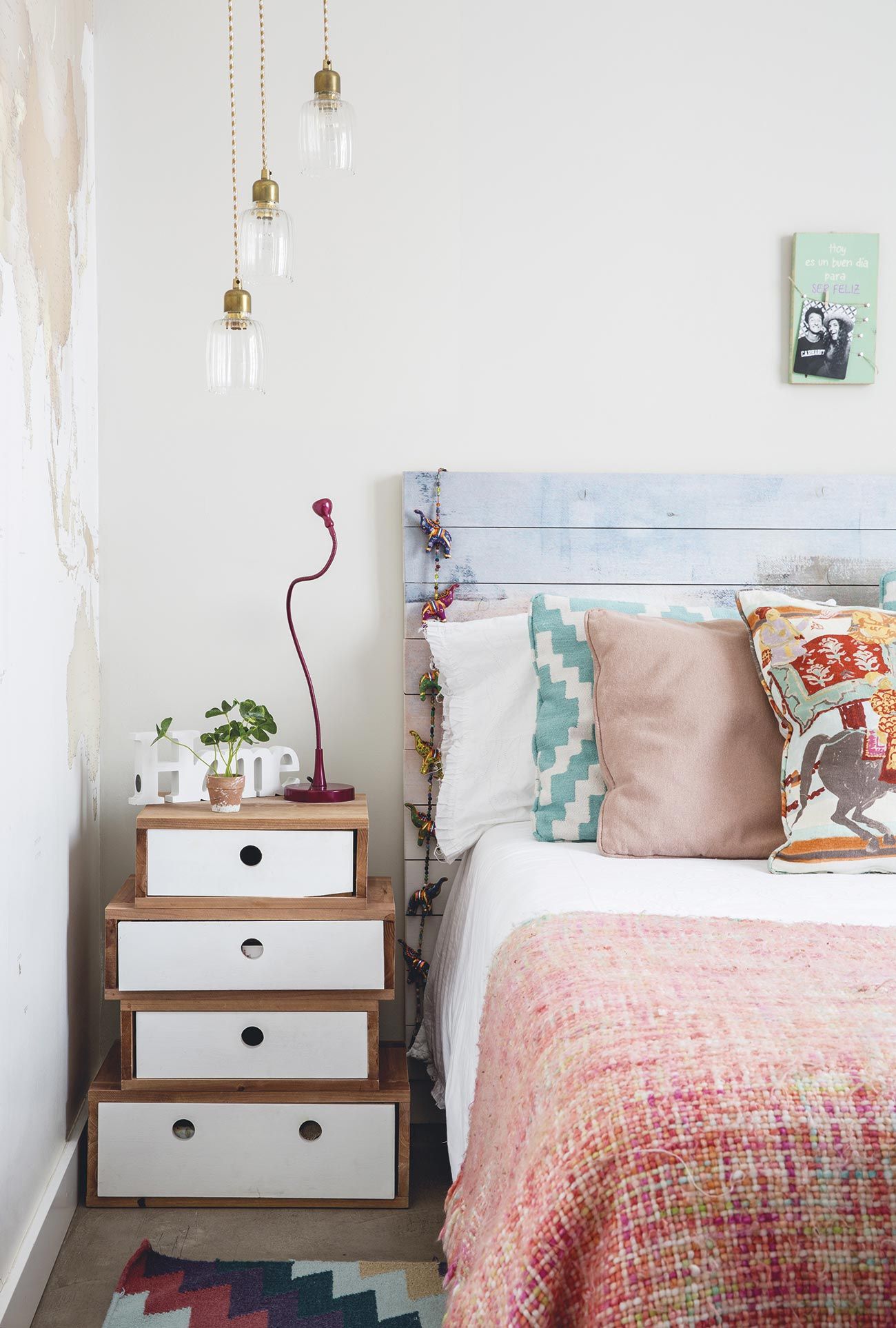 5 Papeles Pintados muy primaverales para tu dormitorio y cabezal de cama