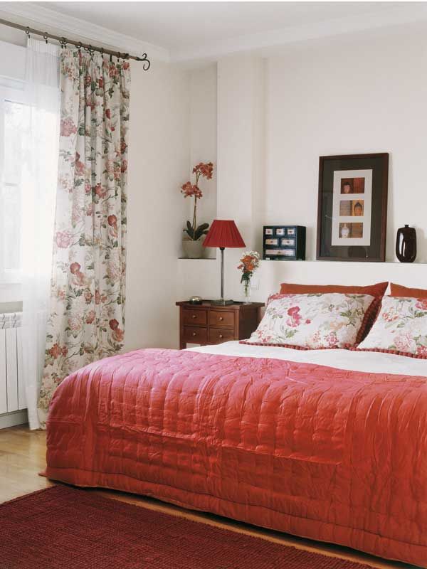 Bedroom, Bed, Furniture, Room, Bed sheet, Interior design, Mattress, Bed frame, Curtain, Bedding, 