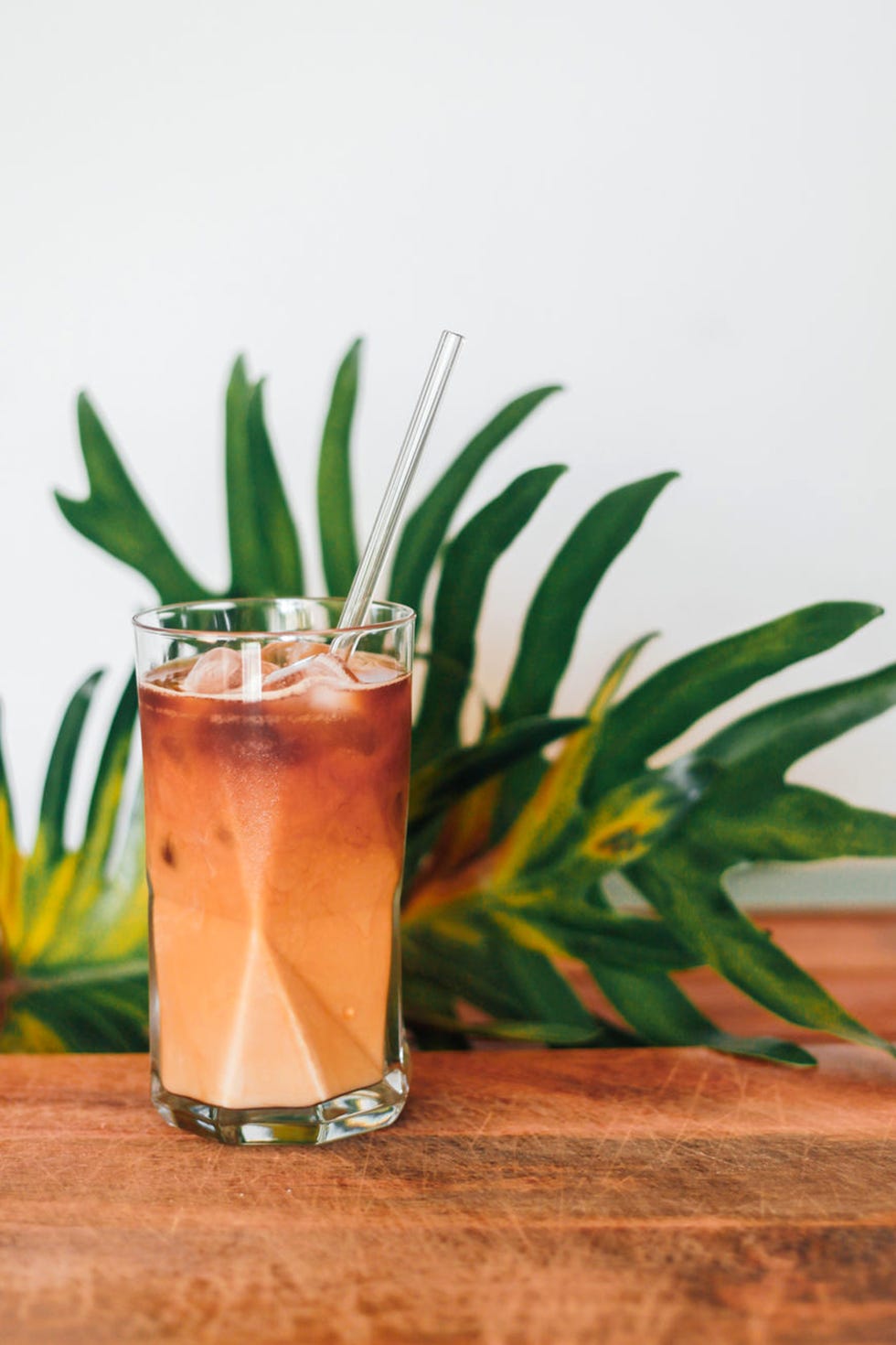 Drink, Non-alcoholic beverage, Juice, Shrub, Food, Alcoholic beverage, Cocktail garnish, Mai tai, Ingredient, Rum swizzle, 