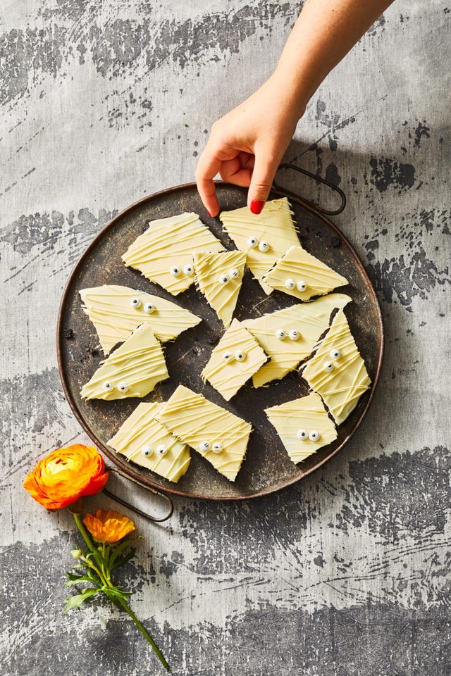 double chocolate cookie bark