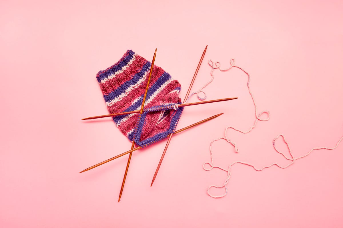 Double pointed knitting needles: How to use these handy tools