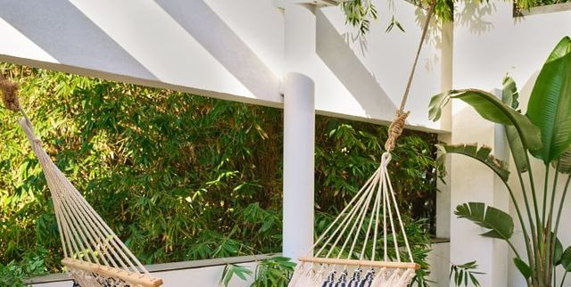 10 Indoor Hammocks to Set Up Right Now
