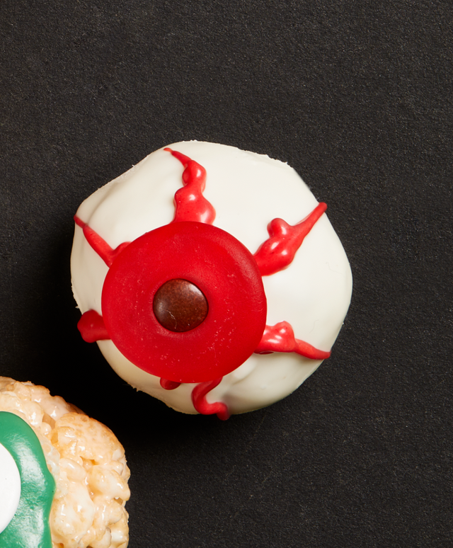 best-doughnut-hole-eyeballs-recipe-how-to-make-doughnut-hole-eyeballs