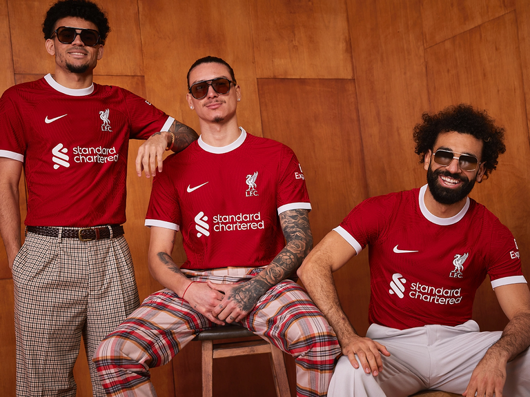 liverpool fc kit