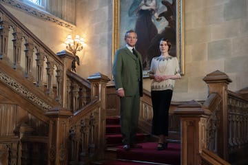 hugh bonneville, michelle dockery, downton abbey 2