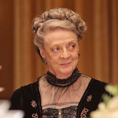 maggie smith in downton abbey