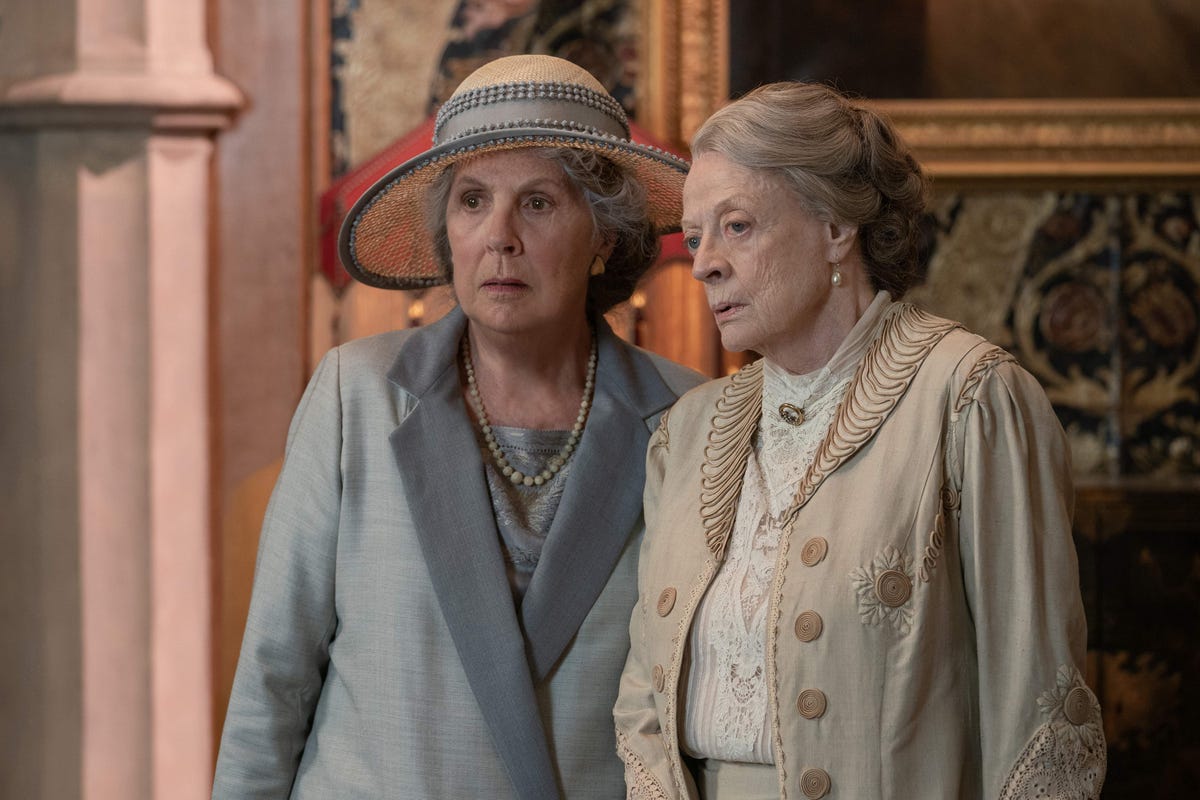 La Película De Maggie Smith Basada En La Serie De época Downton Abbey Que Puedes Ver En Prime 5758