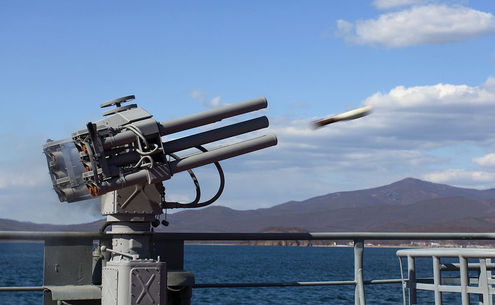 dp 65 anti saboteur grenade launcher on russian boat firing rg 55m grenade