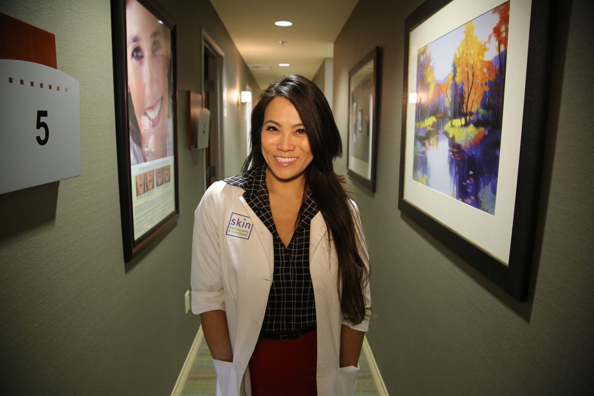 Dr. Pimple Popper Net Worth — How Much Does Dr. Pimple Popper Make? - How Much Does Dr Pimple Popper Make Per Episode