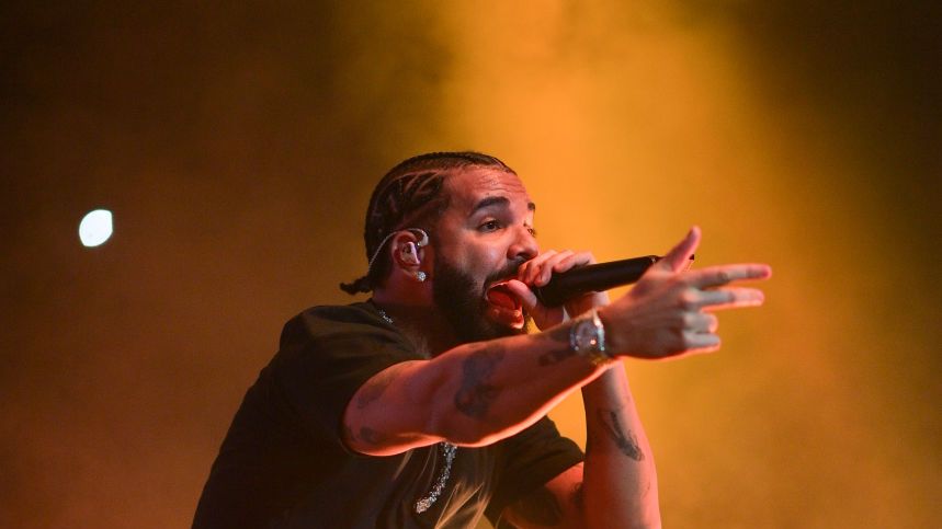 preview for Celebrity Private Chef Reveals Drake's Favorite Shrimp Taco Recipe
