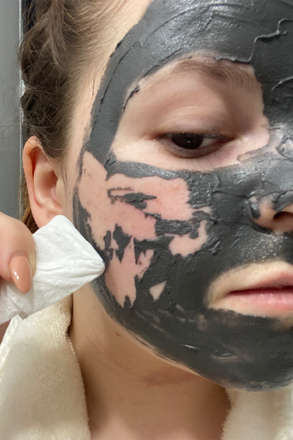 I Tried a Magnetic Face Mask to Clear My Blackheads—Here's What Happened