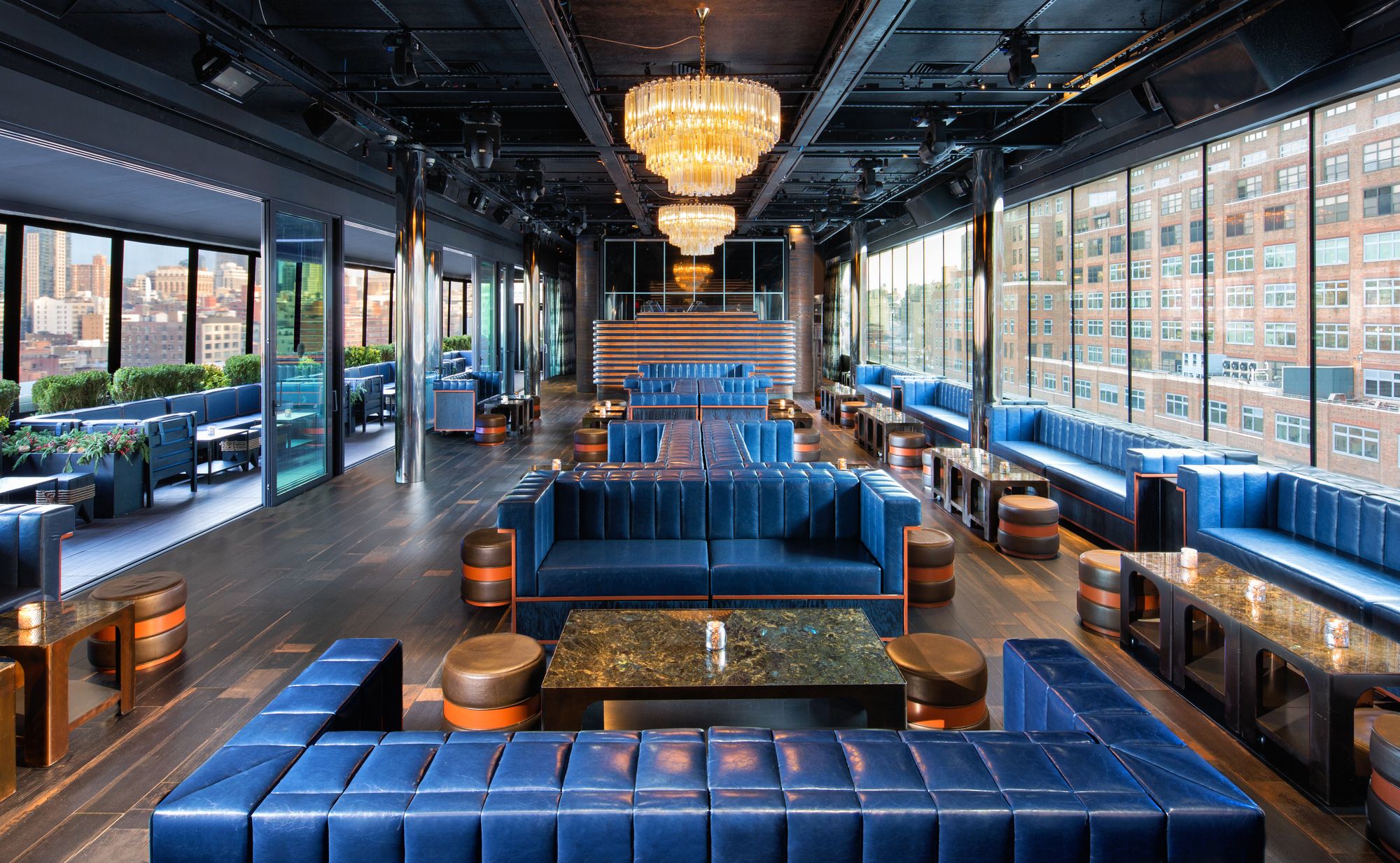 Super Bowl Sunday Party - Rooftop Bar NYC - New York's largest indoor and  outdoor bar