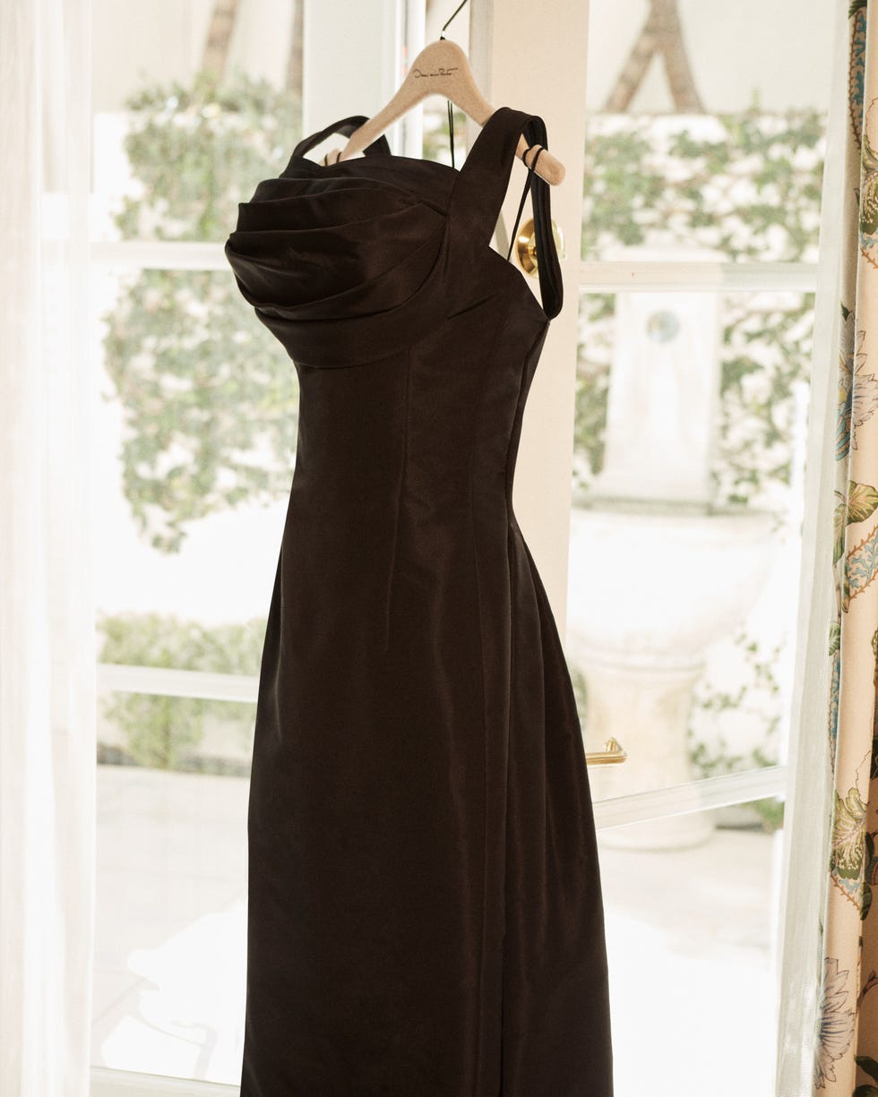 black dress