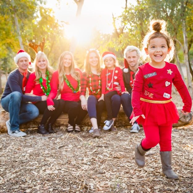 christmas card photo ideas   dressed up family