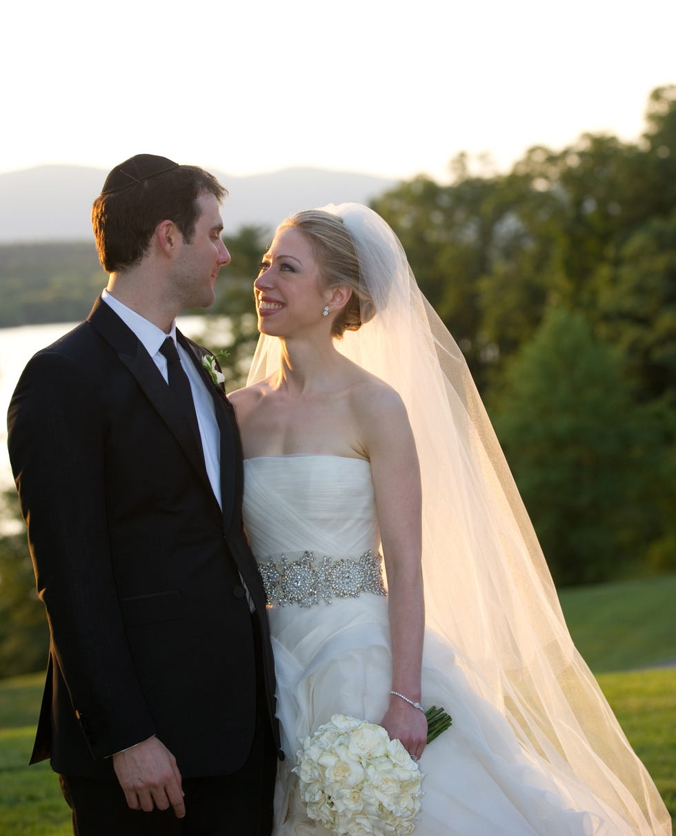 Bride, Wedding dress, Gown, Veil, Photograph, Dress, Ceremony, Bridal veil, Bridal clothing, Wedding, 