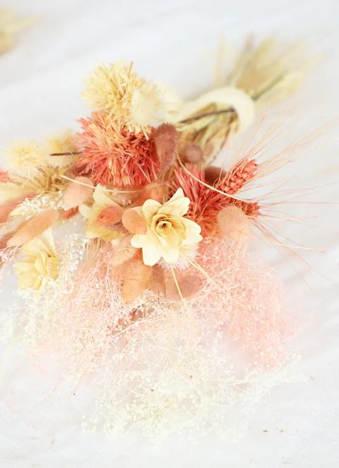 dried flower fall wedding bouquets